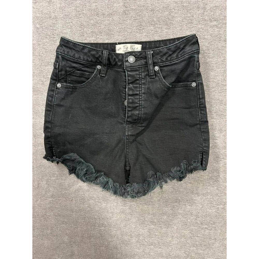 We the free women’s size 25 black jean shorts